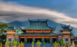 Da nang Linh ung pagoda