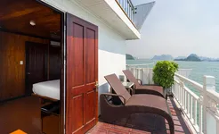 Garden Bay Legend Cruise balcony