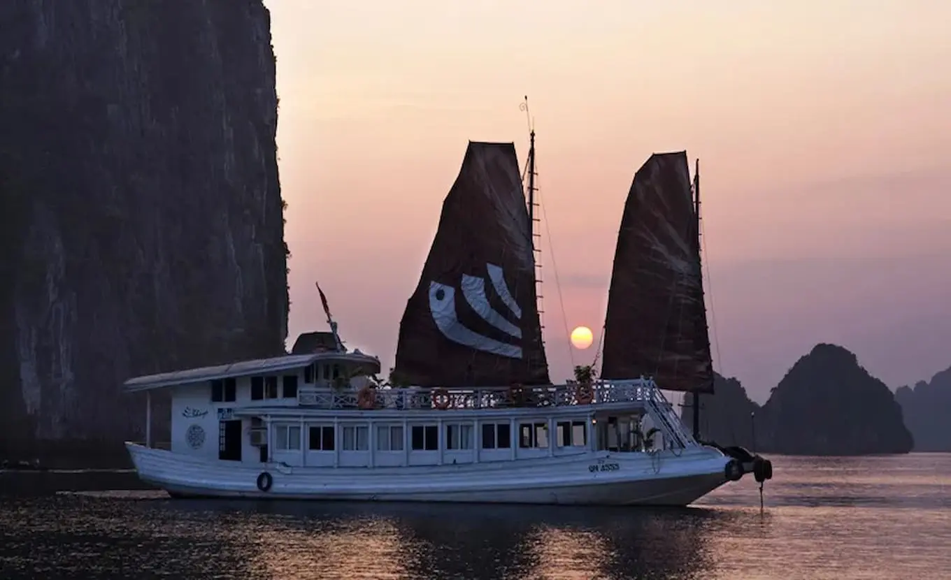 Jonque Bhaya Legend Croisière 2 Cabines - Baie D'halong 3 Jours 2 Nuits